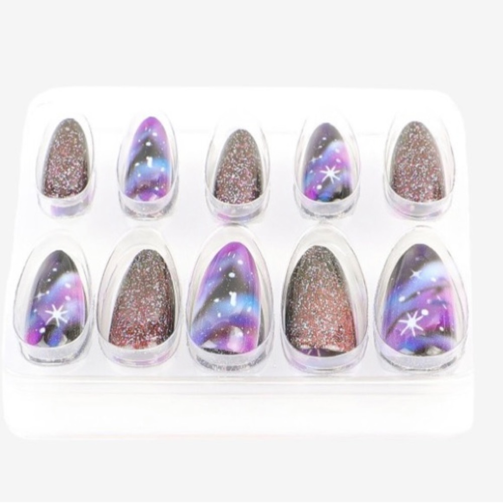 Galaxy Press On Nails